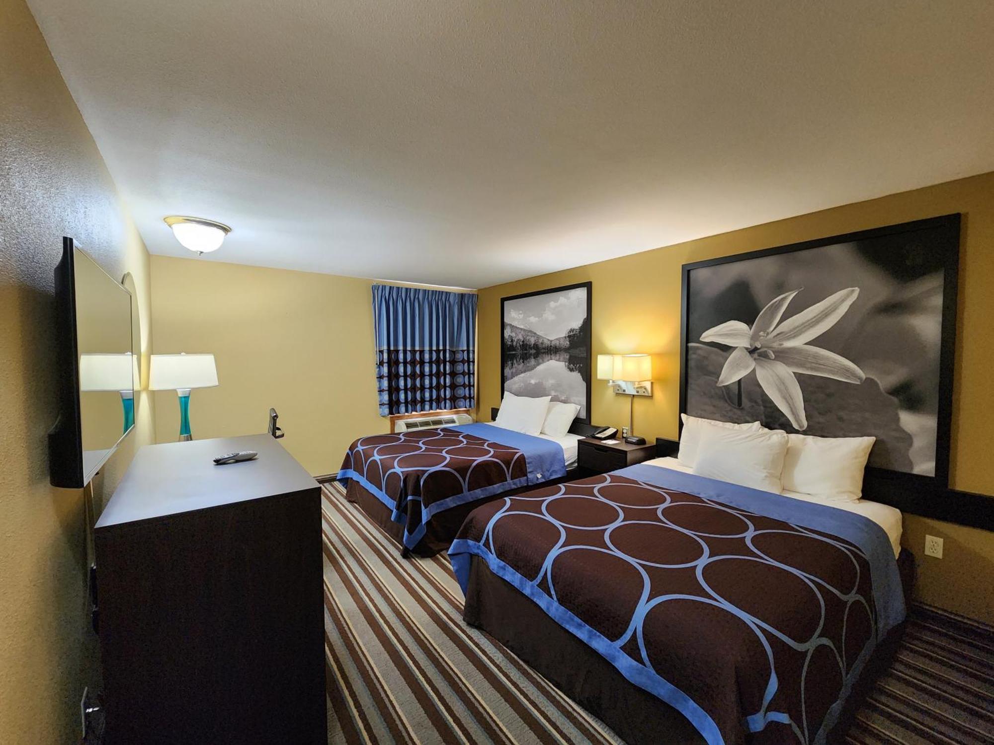 Hotel Super 8 By Wyndham Pine Bluff Extérieur photo