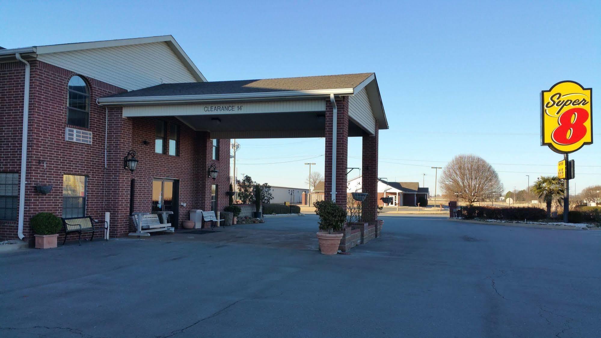 Hotel Super 8 By Wyndham Pine Bluff Extérieur photo
